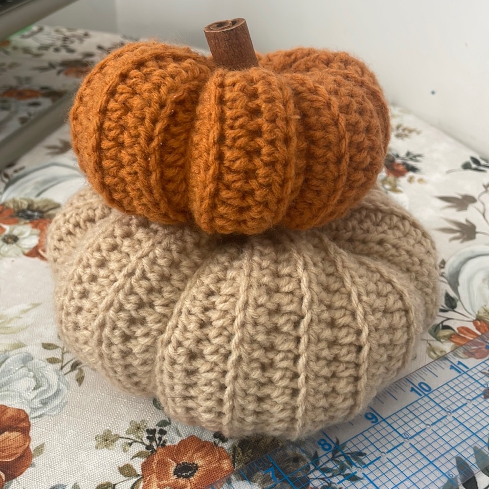 Handmade Crocheted Pumpkin stack - Picture 11 of 11